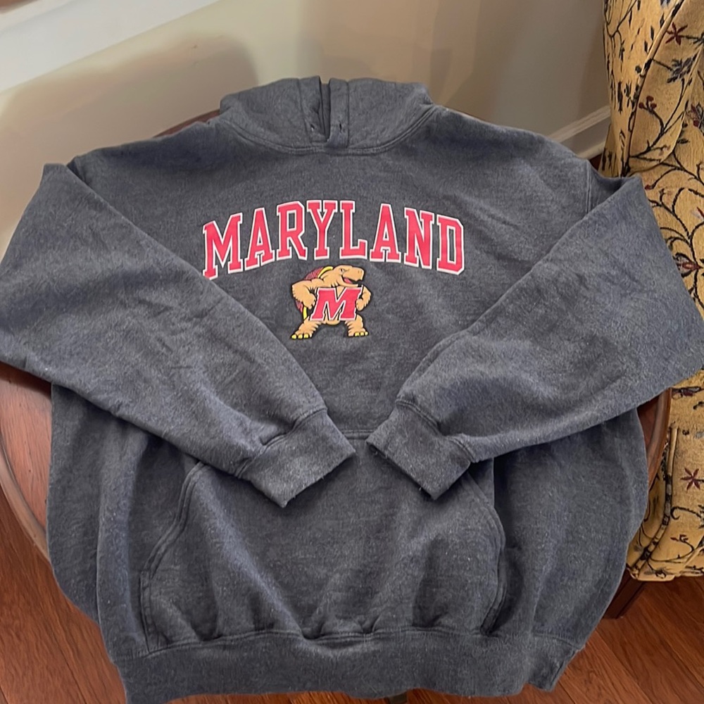 Size large maryland hoodie!